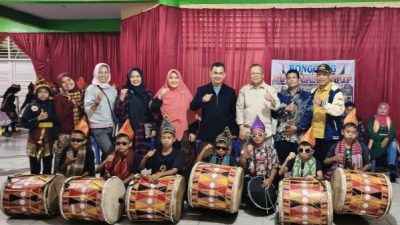 Wakil Bupati Pasaman Apresiasi Kreativitas Pelajar di Panggung Seni Budaya Pasaman