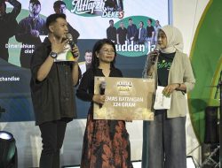 Pegadaian Kanwil II Pekanbaru Serahkan Hadiah Utama Badai Emas 124 Gram kepada Nasabah Beruntung