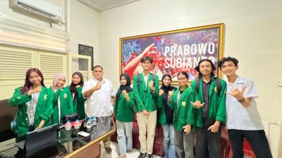 Verry Mulyadi Sambut Mahasiswa FISIP Unand, Paparkan Pentingnya Digitalisasi Partai