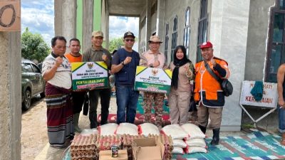 “Sekda Yudesri Bersama Baznas Gerak Cepat Salurkan Bantuan untuk Warga Terdampak Banjir di Panti Timur”