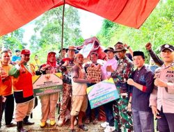 Sekda Pasaman Turun Langsung Tinjau Lokasi Banjir, Salurkan Bantuan untuk Warga Terdampak