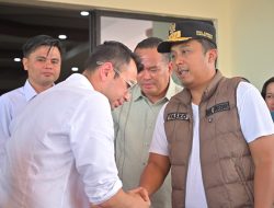 Wagub Sumbar Dampingi Utusan Khusus Presiden Beri Dukungan Moril bagi Warga Terdampak Bencana di Pasie Laweh