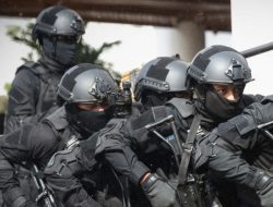 Bukan Militerisme! Mengapa Perpres Pelibatan TNI Lawan Terorisme Justru Jadi Kunci Keamanan Nasional?