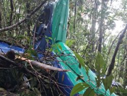 ATR 42-500 Indonesia Air Transport Ditemukan di Lereng Bukit Bulusaraung, Tim SAR Evakuasi Korban