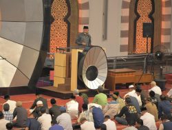 Mahyeldi: Ramadan Momentum Perkuat Ketakwaan dan Solidaritas Sosial