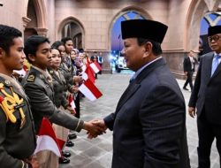 Harapan dan Kebanggaan Diaspora Warnai Kedatangan Prabowo di Abu Dhabi