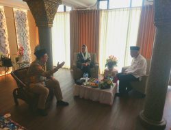 Menteri Pariwisata Kunjungi Sumbar, Gubernur Usulkan Perpanjangan Runway Bandara Mentawai