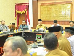Gubernur Mahyeldi Paparkan Progres pengembangan Ekonomi dan Keuangan Syariah di Sumbar Dalam Rapat KNEKS   