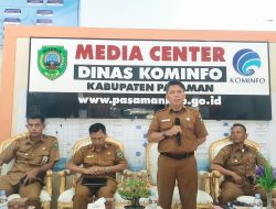 Bergerak Untuk Petani; Welly-Parulian Hadirkan Bajak Gratis Pakai Sistem Digital “BAGUS” Dan Kawal Pupuk Petani