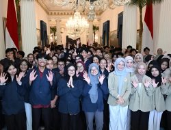 Ratusan Pelajar dan Mahasiswa Antusias Ikuti Program “Istana untuk Anak Sekolah”