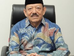 STIFARM Padang Wisuda 140 Lulusan, Siapkan Farmasis Unggul dan Berdaya Saing Global