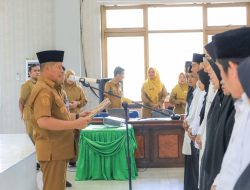 Bupati Welly Suhery Kukuhkan 62 Guru Tahfiz, Perkuat Pendidikan Karakter Berbasis Al-Qur’an di Pasaman