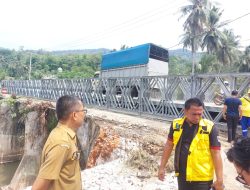 Pemprov Sumbar Buka Jembatan Bailey, Isolasi 1,5 Bulan Berakhir. Akses Tanahdatar–Sijunjung Kembali Normal, Ekonomi Pulih