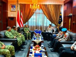 Perkuat Sinergi TNI–Polri, Kapolda Sumbar Jalin Koordinasi Strategis dengan TNI AL