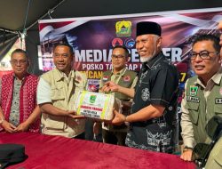 Pemprov Sumbar Salurkan 2,1 Ton Rendang untuk Korban Bencana di NTT