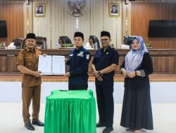 DPRD Pasaman Gelar Paripurna Jawaban Bupati atas Pandangan Fraksi, Dilanjutkan Penandatanganan Nota Kesepakatan Bersama
