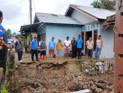 Wabup Parulian Tinjau Lokasi Banjir Bandang, Perkuat Penanganan dan Pencarian Warga Hilang