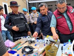Polda Sumbar Amankan 33 Orang dalam Dua Operasi Narkoba di Padang, Ratusan Paket Sabu Disita