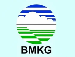 BMKG Peringatkan Potensi Hujan Lebat di Sumbar, Diminta Waspada